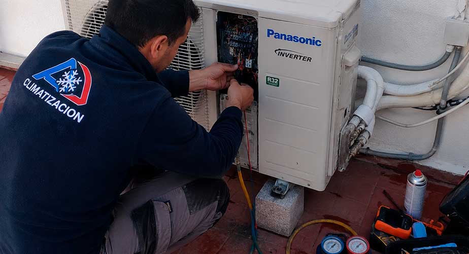Técnico de aire acondicionado Panasonic en Madrid Técnico de aire acondicionado Panasonic en Madrid